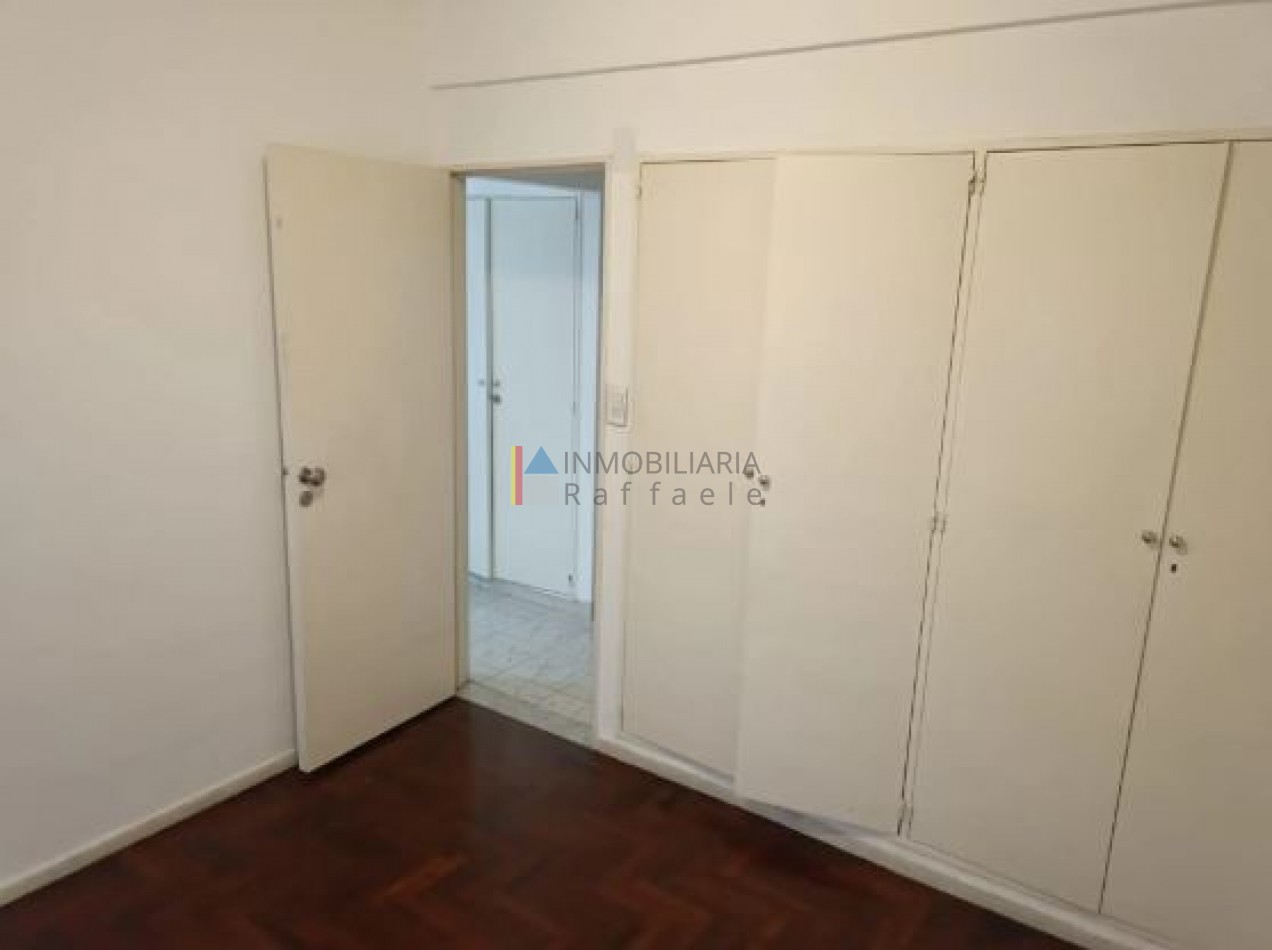 Departamento interno 2 ambientes refaccionado en Caballito